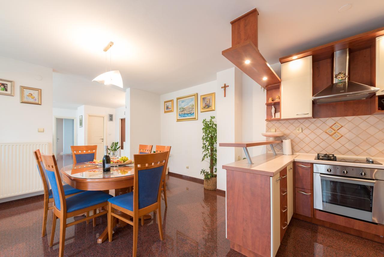 Apartment Vilea スプリト エクステリア 写真